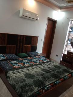 Beautiful villa in bahria town karachi - 7