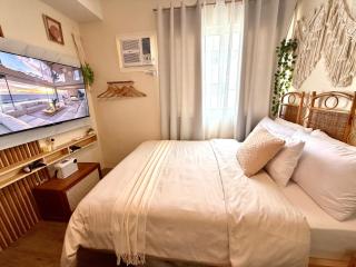 A'more Cosy Stay Near Nuvali at Fullerton Suites - 4