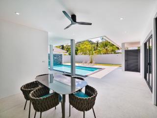 Sumalee Sura - 3BR Pool Villa - 900 m Lamai Beach by MO Estate - 2