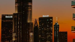 Sky-High 1BR with Breathtaking Burj Khalifa View - 6