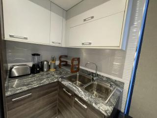 Marriette Velvet - 3