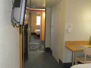 B&B HOTEL Yvetot - Yvetot - 1