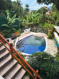 Casa a 2km da balsa em ilhabela - 1