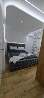 Brilliant Marble Nest - 2