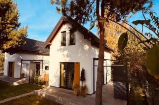 Holiday home with jacuzzi, for 4 people - 0