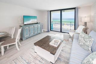 Incredible View | Beachfront | Hot Tub - 7