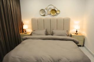 1BHK Apartment Executive Family Stay Gulberg - 7