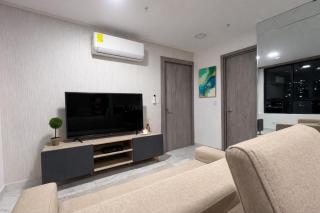 Modern 1BR with Sea View Prime Location - 8