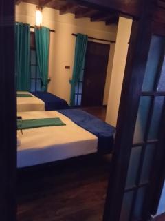 Ella Field side view Rooms & Cafe - 5