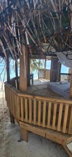 Manusina Beach Fale - 3