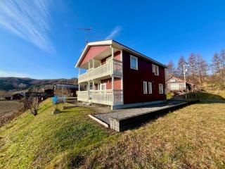 BBQ with a View Lake Toya Retreat for Up to 8 Guests - 2