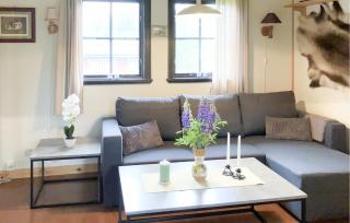 2 Bedroom Cozy Home In Hagfors - 9