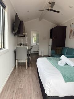 Denman Van Village - 9