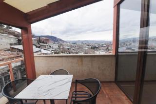 King Tamar Hotel By Luxuria Hotels - 1