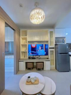 Cozy condo unit - 0