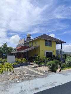 Mount Vista 3BHK - 0