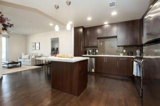 West Hollywood Chic Apartment - 7