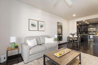 West Hollywood Chic Apartment - 1