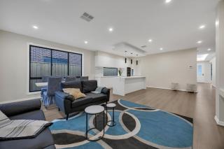 4-Bedroom Family Home in Prime Dean-Side Location - 6