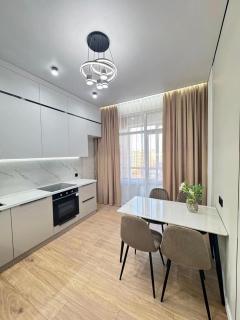 The city center is near the Arbat mega park - 5