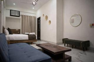 Hotel Imperial Stayz Sector 42 - 1