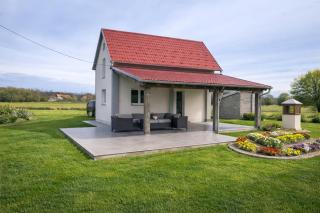 Holiday Home Kostandinovic - 0