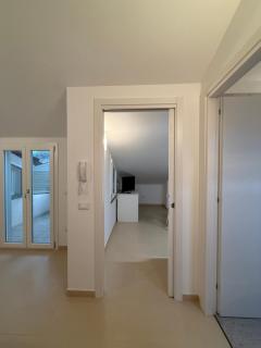 Alofera and Sialuna House - 7