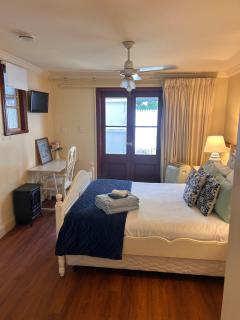 Kent Street Retreat - 1