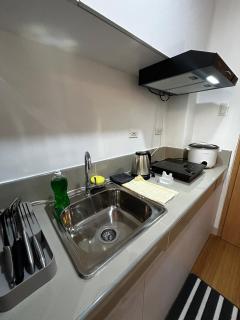 Elegant 1BR Apartment at Trees Residences SM Fairview - 6