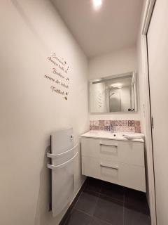 L'écrin Urbain studio chic et lumineux avec Balcon - 2