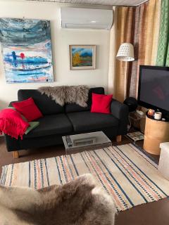 Stayin Borgafjäll -Tuffa Lillstugan -Mysigt centralt bakom hotellet - 6