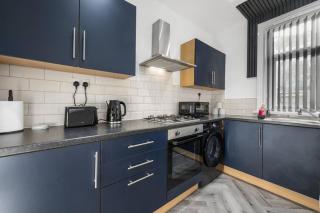 Modern & Stylish Stay in the Heart of St Hubert - 8