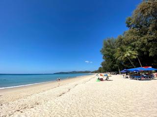 Large 1 Bedroom Apt, Sleeps 4, close to beach - RM 4 - 1