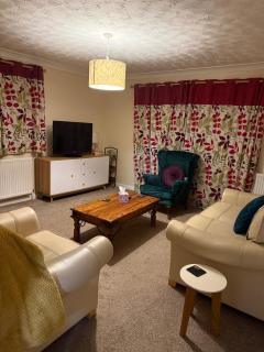 The Wright 1 bedroom place to stay large drive - 2