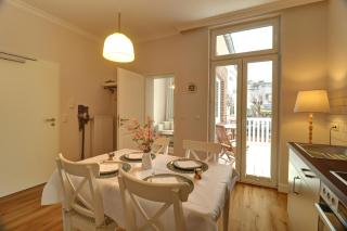 Villa Johanna App 1- mit zwei Balkonen & Garten - nur wenige Schritte vom Strand - 3