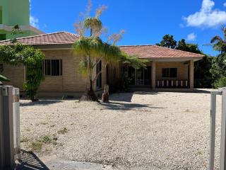 Beachfront Villa kanistel - 6