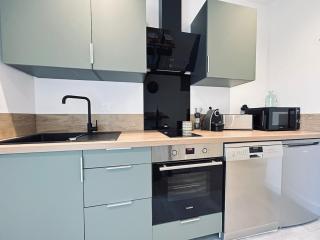 1 Vasnier F1 avec terrasse proche caves et science po - 6