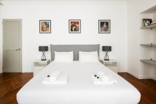 Apartamento de Lujo en el Corazón de París - 1