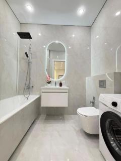 Stylish modern 3-room apartment in the city center - 8