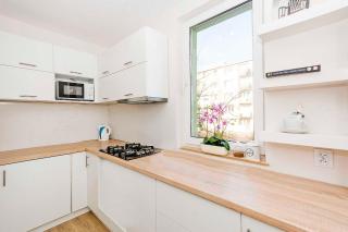 Apartament kapitanski - plaża 15 min pieszo duży plac zabaw w parku Regana - 3