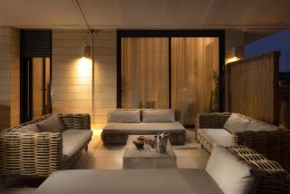 הבית על ההר - Ella Sun - 1