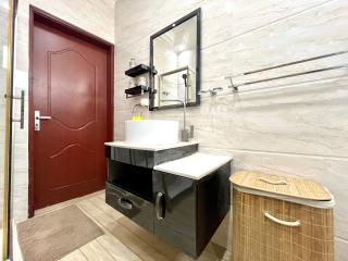 Cozy 3 bedroom apartment in Yoff Ocean - 1