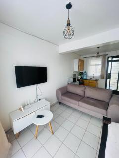 Entire Condo Hosted by David - 6