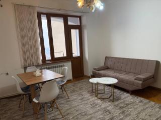 Modern Central Apartment with Balcony & Ararat View, 3 Min Walk to Republic Square - 1