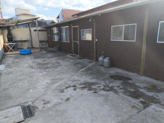 Casa aconchegante, Ubatuba, 40 metros da praia, frente ao mar, garagem fechada, quintal grande, área de lazer, churrasqueira, ar condicionado, wifi, tv a cabo, completamente equipada com utensílios - 3