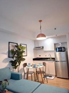 Tower 1 Cozy Studio - Abreeza - 8