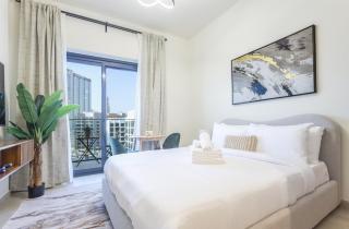 Elite LUX Holiday Homes - Contemporary Comfort Studio in Azizi Riviera - 9