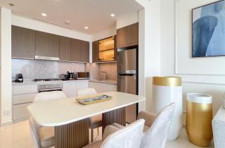 Elite LUX Holiday Homes - Beachfront 1BR Oasis & Stunning Views By Elie Saab - 5