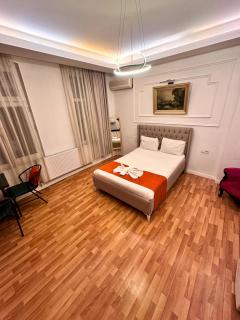 1826 Heritage Suites - 8