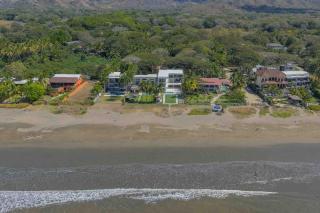 CASA AZUL - Luxury Beachfront Mansion - 2